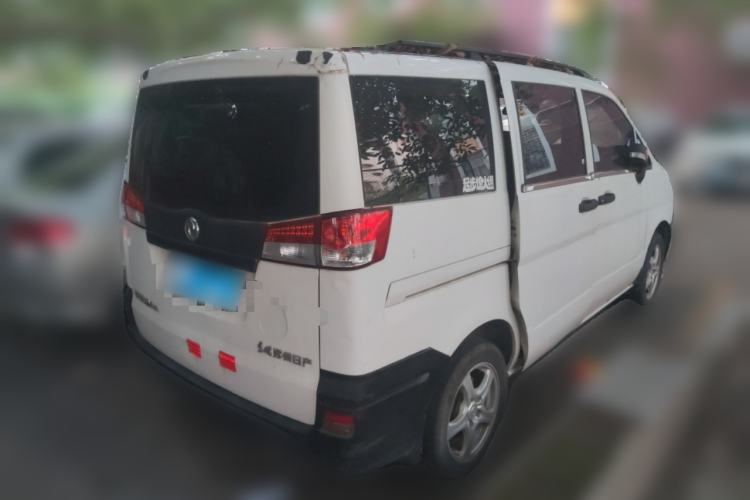 Used Dongfeng Shuaike 2013 Revised Version 1.5L Manual Standard Edition 7 Seats China IV Standard Rear Right 45 Deg