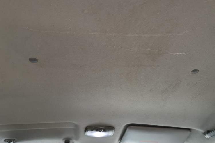 Used Dongfeng Shuaike 2014 1.6L Manual Comfort 7-Seater China IV Standard Headliner