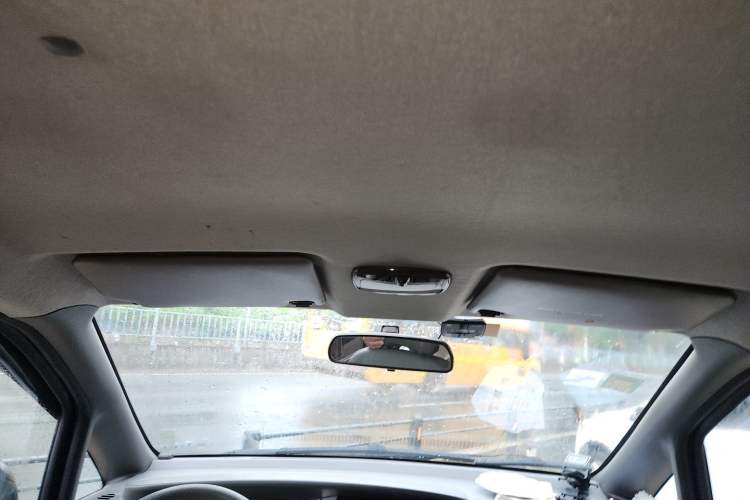 Used Dongfeng Shuaike 2014 1.6L Manual Comfort 7-Seater China IV Standard Headliner