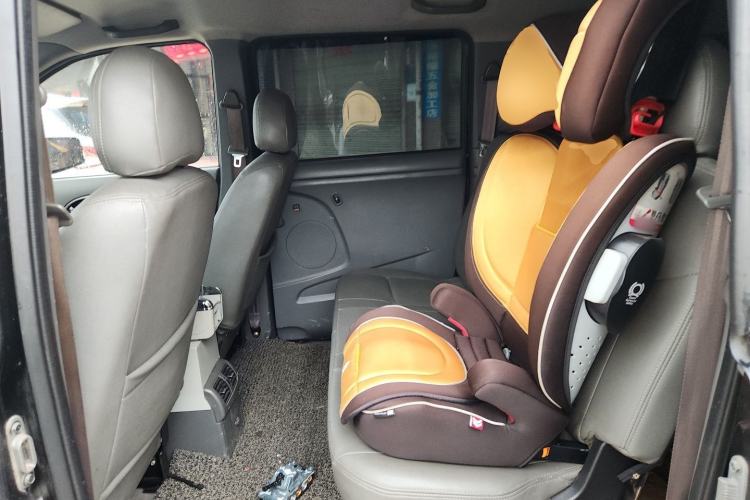 Used Dongfeng Shuaike 2014 1.6L Manual Comfort 7-Seater China IV Standard Left Rear Seat