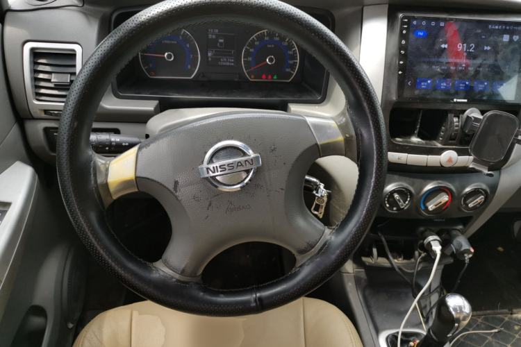 Used Dongfeng Shuaike 2014 1.6L Manual Comfort 7-Seater China IV Standard Steering Wheel