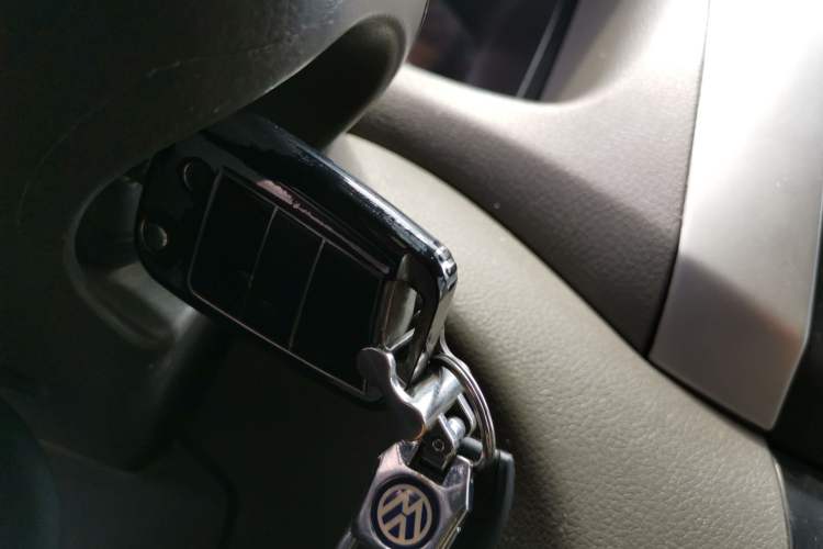 Used Dongfeng Shuaike 2014 1.6L Manual Comfort 7-Seater China IV Standard Vehicle Key