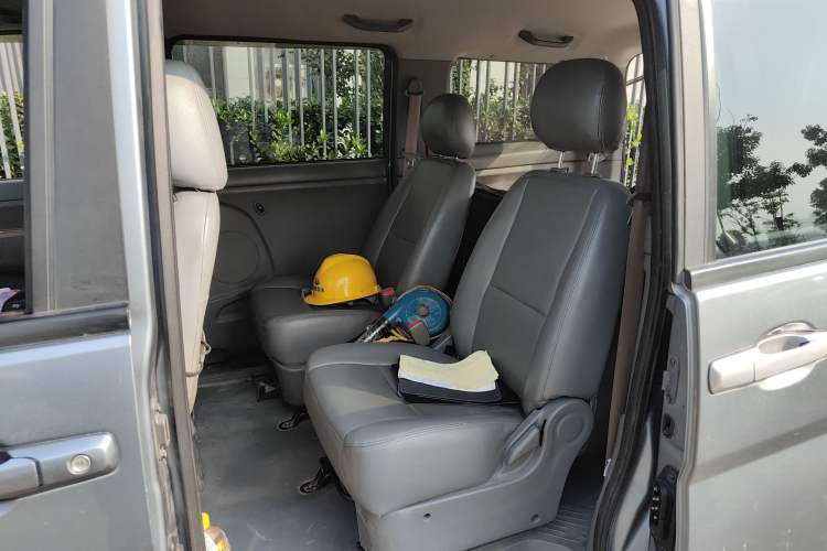 Used Dongfeng Shuaike 2014 1.6L Manual Comfort 7-Seater China IV Standard Left Rear Seat