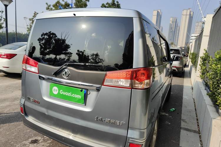 Used Dongfeng Shuaike 2014 1.6L Manual Comfort 7-Seater China IV Standard Rear Right 45 Deg
