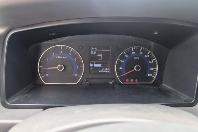 Used Dongfeng Shuaike 2014 1.6L Manual Comfort 7-Seater China IV Standard Instrument Cluster