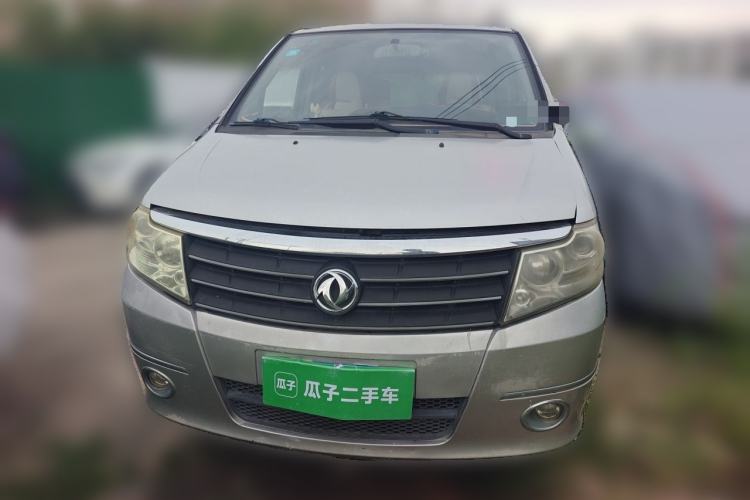 Used Dongfeng Shuaike 2014 1.5L Manual Standard Model 7-Seater China IV Front
