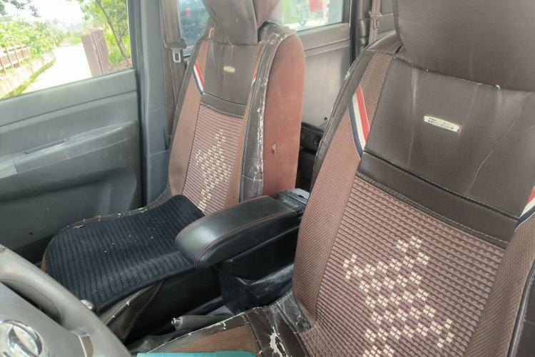 Used Dongfeng Shuaike 2014 1.6L Manual Comfort 7-Seater China IV Standard Left Front Seat