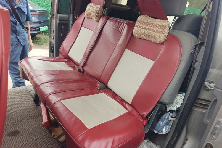 Used Dongfeng Shuaike 2014 1.5L Manual Standard Model 7-Seater China IV Left Rear Seat