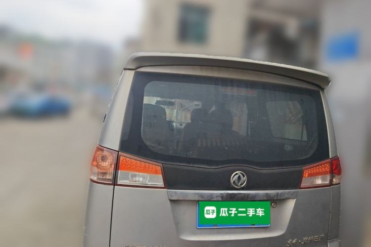 Used Dongfeng Shuaike 2014 1.5L Manual Standard Model 7-Seater China IV Rear