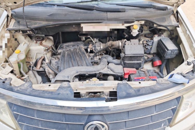 Used Dongfeng Shuaike 2014 1.6L Manual Comfort 7-Seater China V Standard Engine Bay