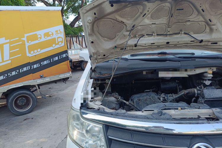 Used Dongfeng Shuaike 2014 1.6L Manual Luxury 7-Seater China V Standard Engine Bay Right