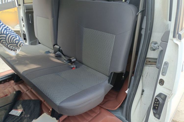 Used Dongfeng Shuaike 2014 1.6L Manual Luxury 7-Seater China V Standard Left Rear Seat