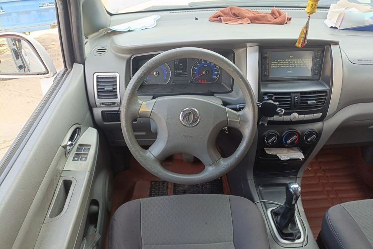 Used Dongfeng Shuaike 2014 1.6L Manual Luxury 7-Seater China V Standard Steering Wheel