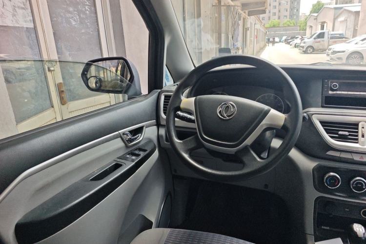 Used Dongfeng Shuaike 2016 1.5L Manual Comfort Model Driver Seat
