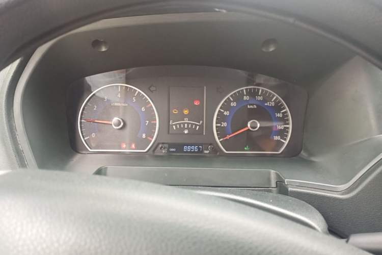 Used Dongfeng Shuaike 2016 1.5L Manual Comfort Model Instrument Cluster