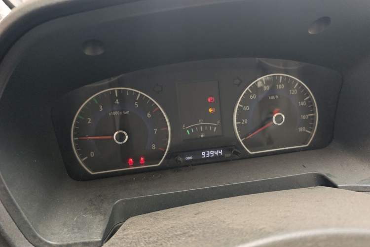 Used Dongfeng Shuaike 2016 1.5L Manual Comfort Model Instrument Cluster