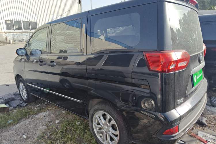Used Dongfeng Shuaike 2016 1.5L Manual Luxury Model Left Side