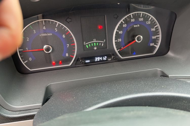 Used Dongfeng Shuaike 2016 1.5L Manual Luxury Model Odometer Close Up