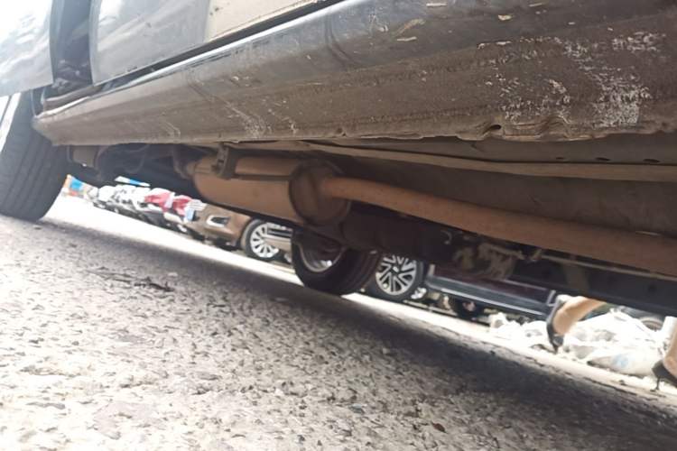 Used Dongfeng Shuaike 2016 1.5L Manual Comfort Model Right Side Sill