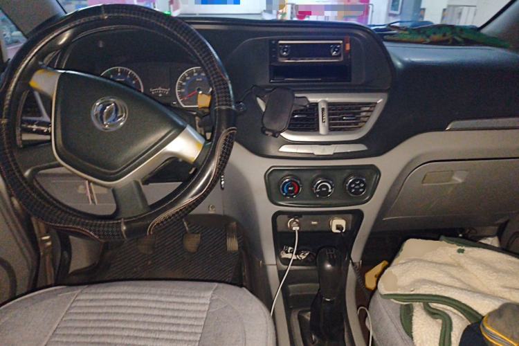 Used Dongfeng Shuaike 2016 1.5L Manual Standard Edition Center Console