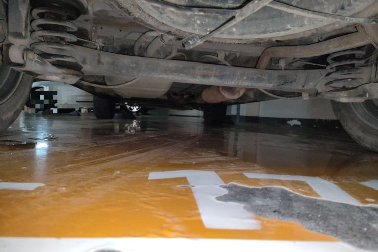 Used Dongfeng Shuaike 2016 1.5L Manual Luxury Model Chassis Rear