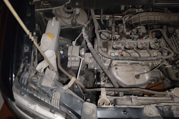 Used Dongfeng Shuaike 2016 1.5L Manual Luxury Model Engine Bay Right