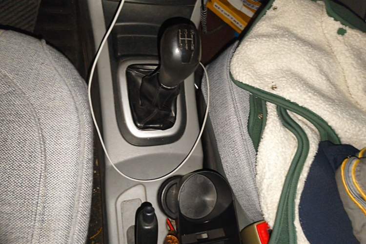 Used Dongfeng Shuaike 2016 1.5L Manual Standard Edition Gear Lever