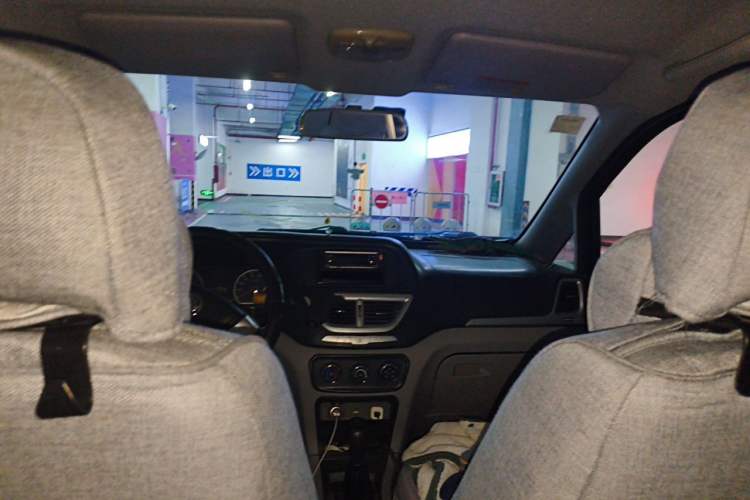 Used Dongfeng Shuaike 2016 1.5L Manual Standard Edition Headliner