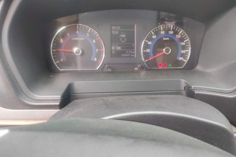 Used Dongfeng Shuaike 2016 Revised Version 1.6L Manual Comfort Edition Instrument Cluster