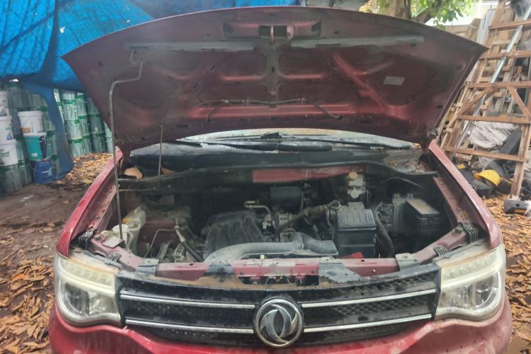 Used Dongfeng Shuaike 2016 1.6L Manual Comfort Model Engine Bay