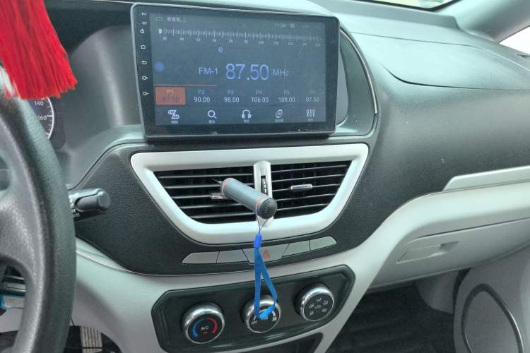 Used Dongfeng Shuaike 2016 1.5L Manual Standard Edition Audio And AC Panel