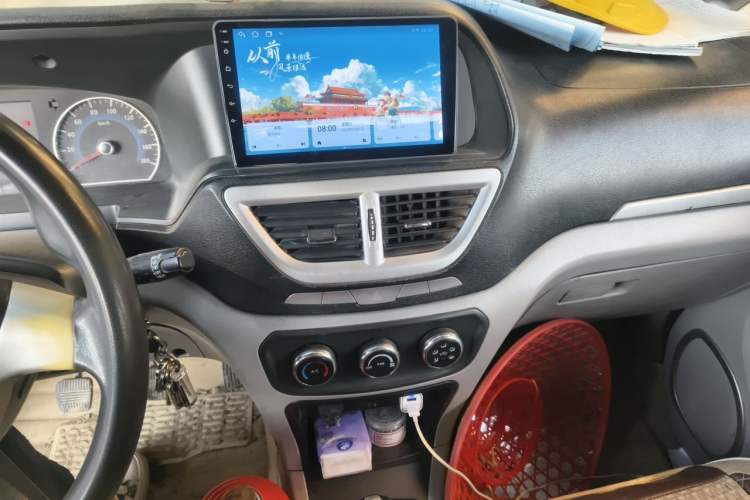 Used Dongfeng Shuaike 2016 1.5L Manual Comfort Model Audio And AC Panel