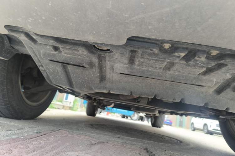 Used Dongfeng Shuaike 2016 1.5L Manual Comfort Model Chassis Front