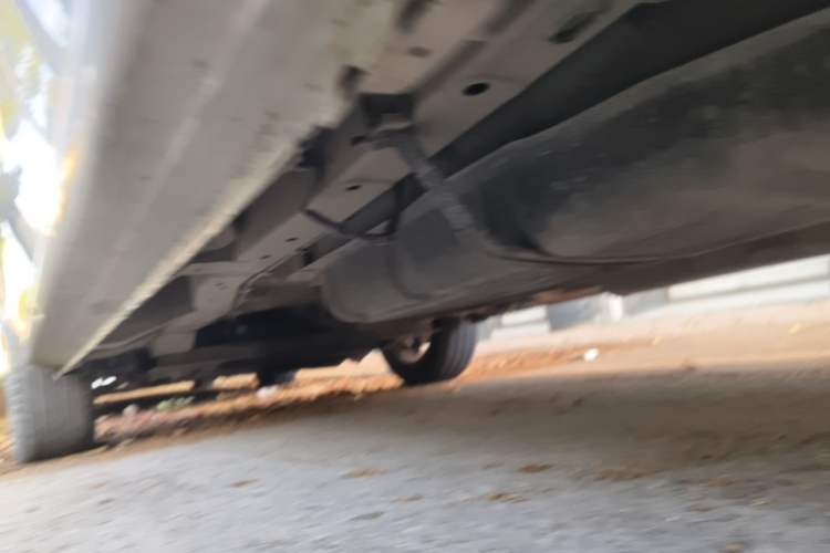 Used Dongfeng Shuaike 2016 1.5L Manual Comfort Model Chassis Rear Left