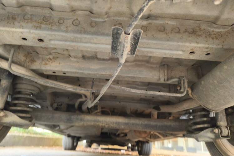 Used Dongfeng Shuaike 2016 1.5L Manual Comfort Model Chassis Rear