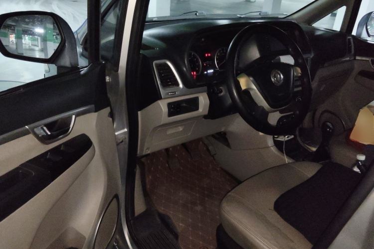 Used Dongfeng Shuaike 2016 1.5L Manual Luxury Model Driver Seat