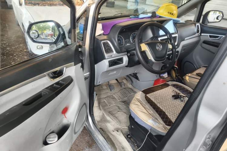 Used Dongfeng Shuaike 2016 1.5L Manual Comfort Model Driver Seat