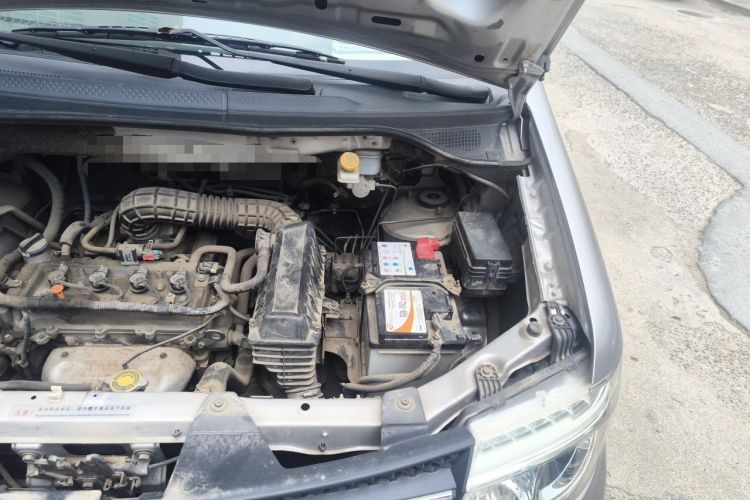 Used Dongfeng Shuaike 2016 1.5L Manual Comfort Model Engine Bay Left