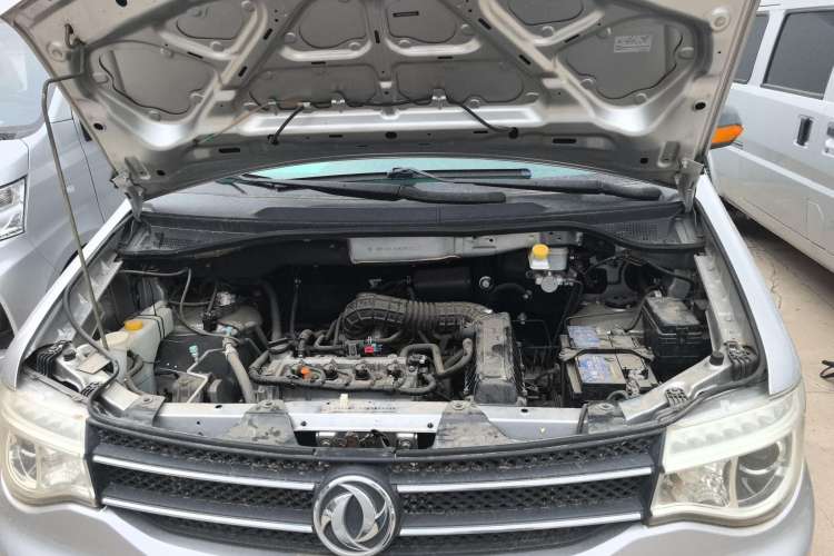 Used Dongfeng Shuaike 2016 1.5L Manual Standard Edition Engine Bay