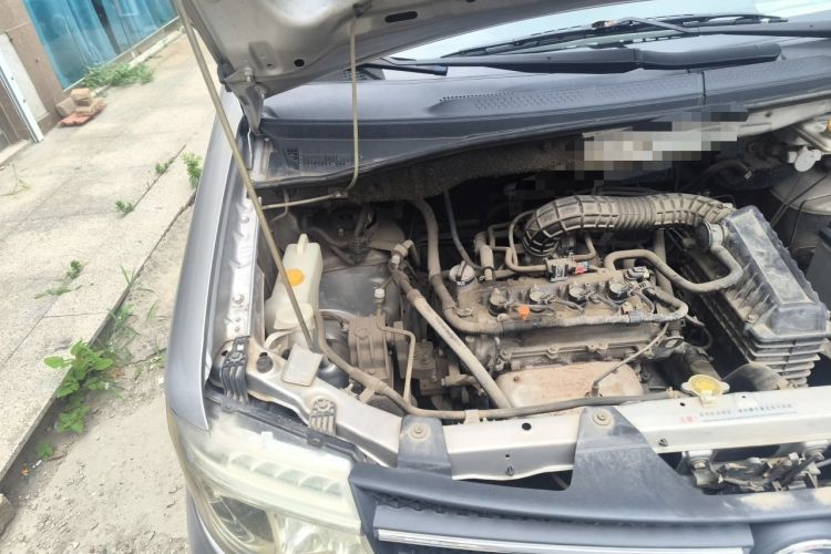 Used Dongfeng Shuaike 2016 1.5L Manual Comfort Model Engine Bay Right