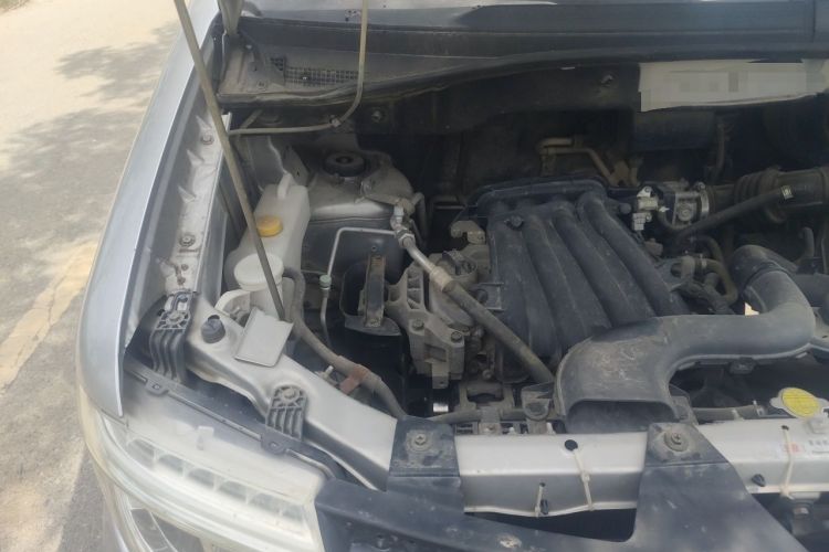 Used Dongfeng Shuaike 2016 1.6L Manual Luxury Model Engine Bay Right