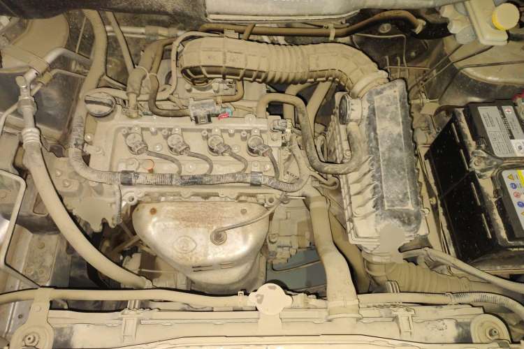 Used Dongfeng Shuaike 2016 1.5L Manual Standard Edition Engine Bay