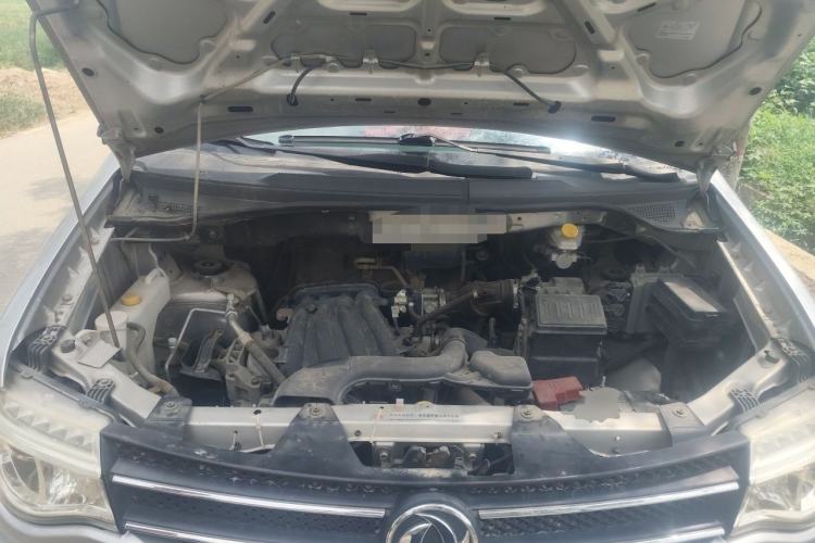 Used Dongfeng Shuaike 2016 1.6L Manual Luxury Model Engine Bay