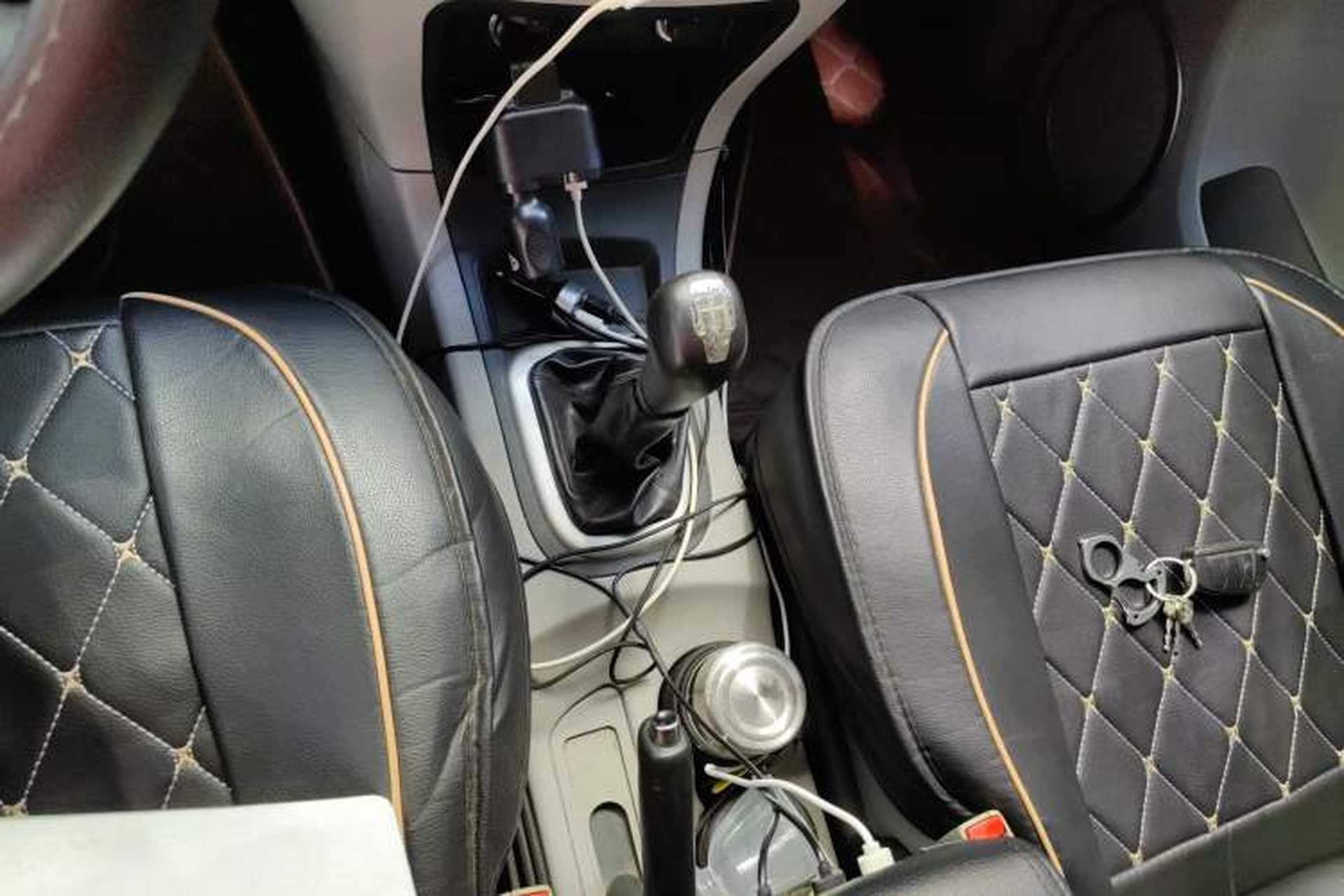 Used Dongfeng Shuaike 2016 1.5L Manual Comfort Model Gear Lever