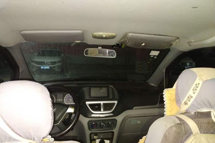 Used Dongfeng Shuaike 2016 1.5L Manual Standard Edition Headliner