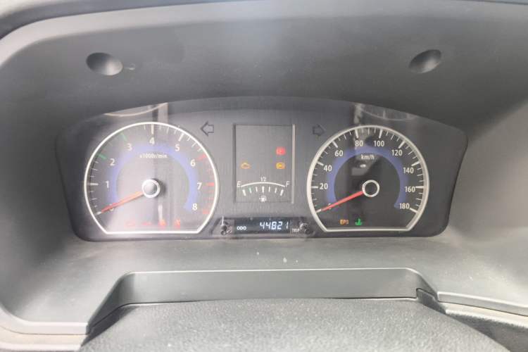 Used Dongfeng Shuaike 2016 1.5L Manual Comfort Model Instrument Cluster