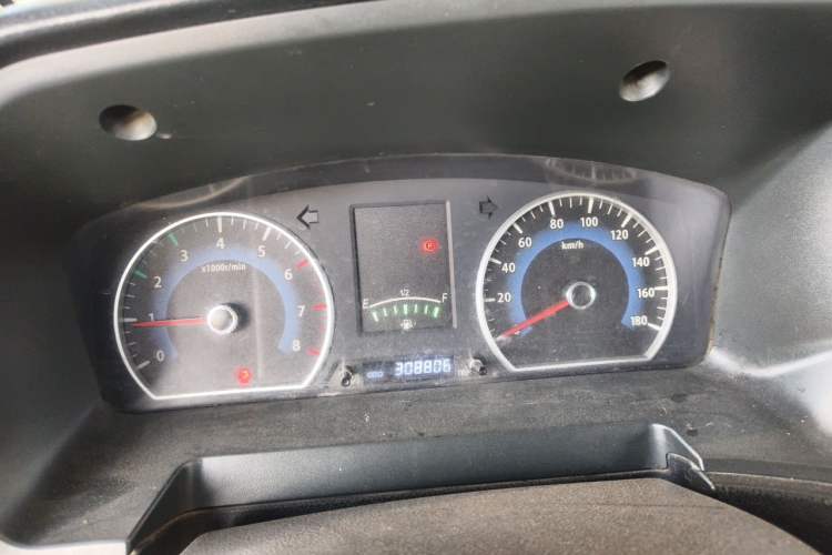 Used Dongfeng Shuaike 2016 1.5L Manual Comfort Model Instrument Cluster