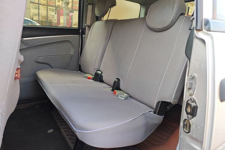 Used Dongfeng Shuaike 2016 1.5L Manual Standard Edition Interior 4