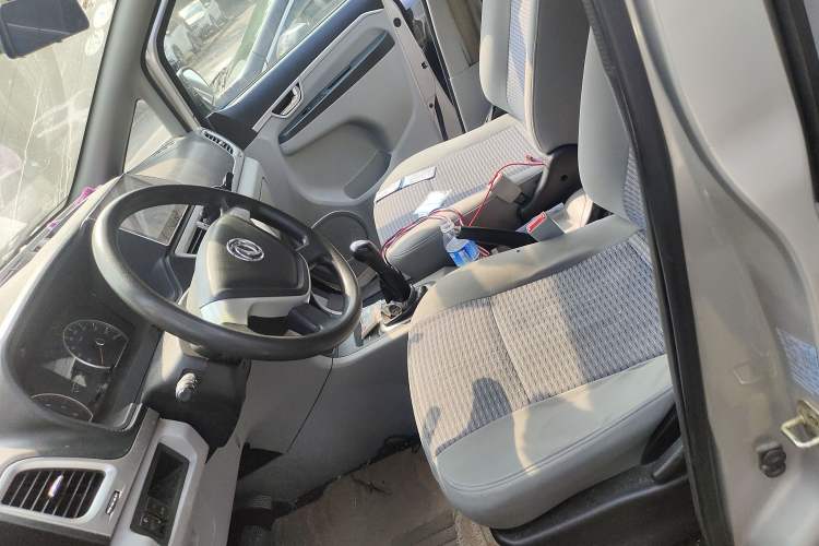Used Dongfeng Shuaike 2016 1.5L Manual Comfort Model Left Front Seat
