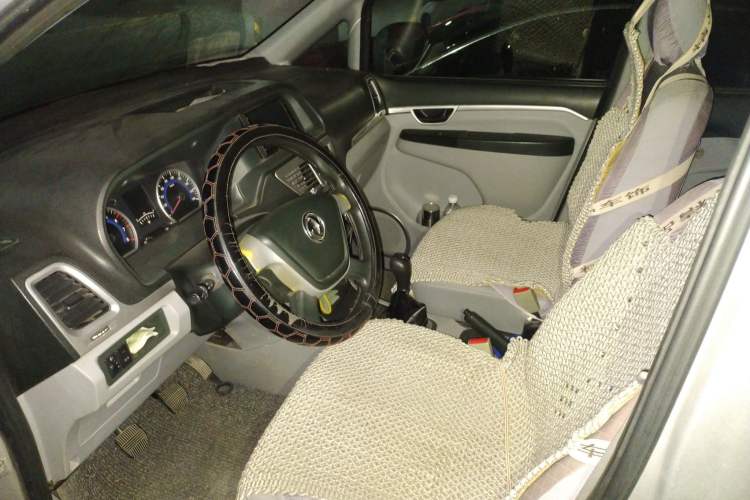 Used Dongfeng Shuaike 2016 1.5L Manual Standard Edition Left Front Seat
